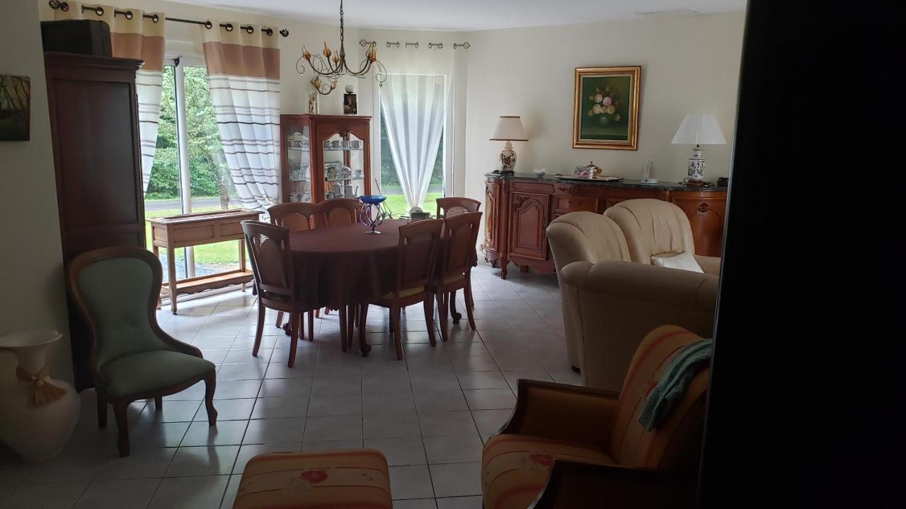 Le Calme Bed & Breakfast Plesse Bagian luar foto